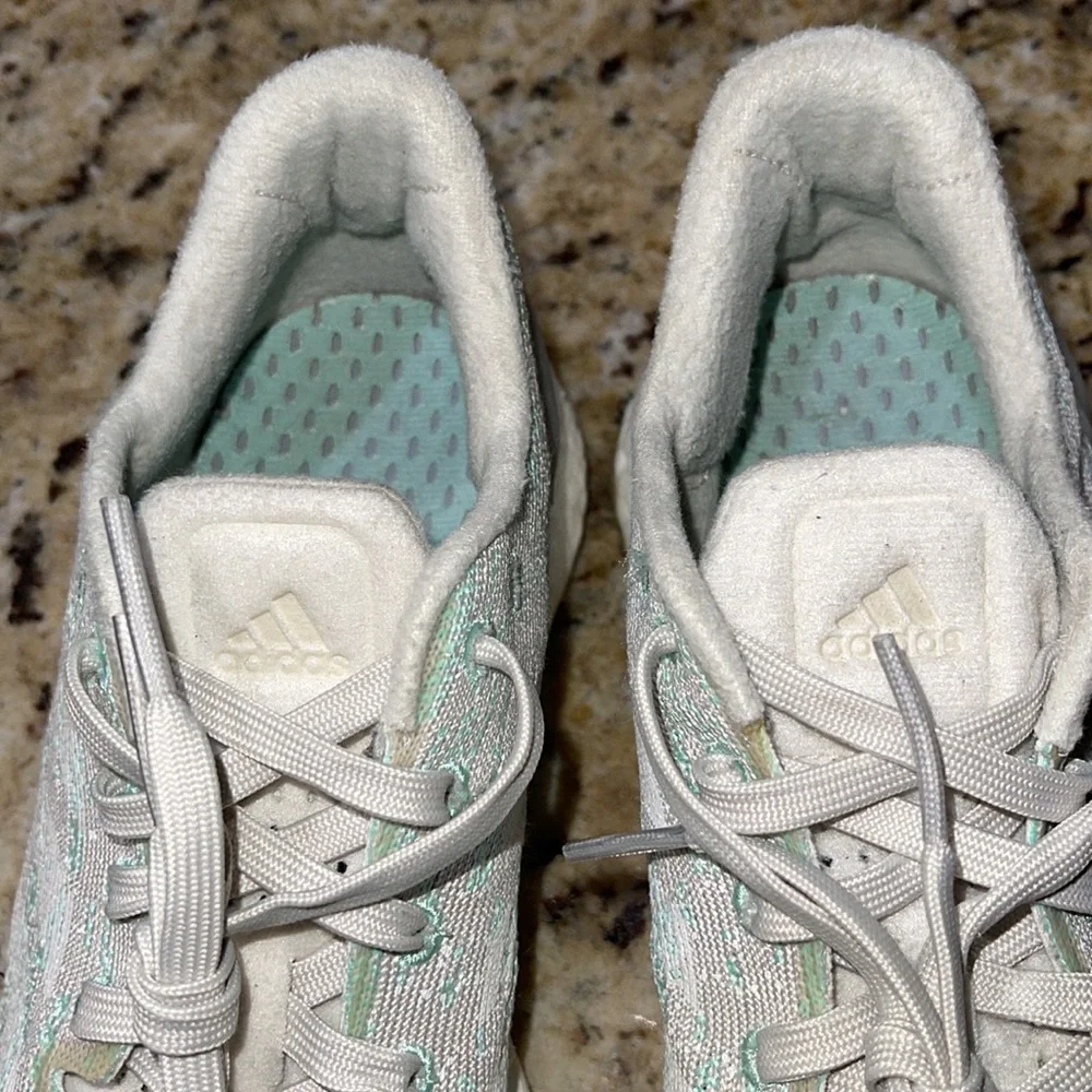 Adidas Pure Boost - Picture 2 of 11